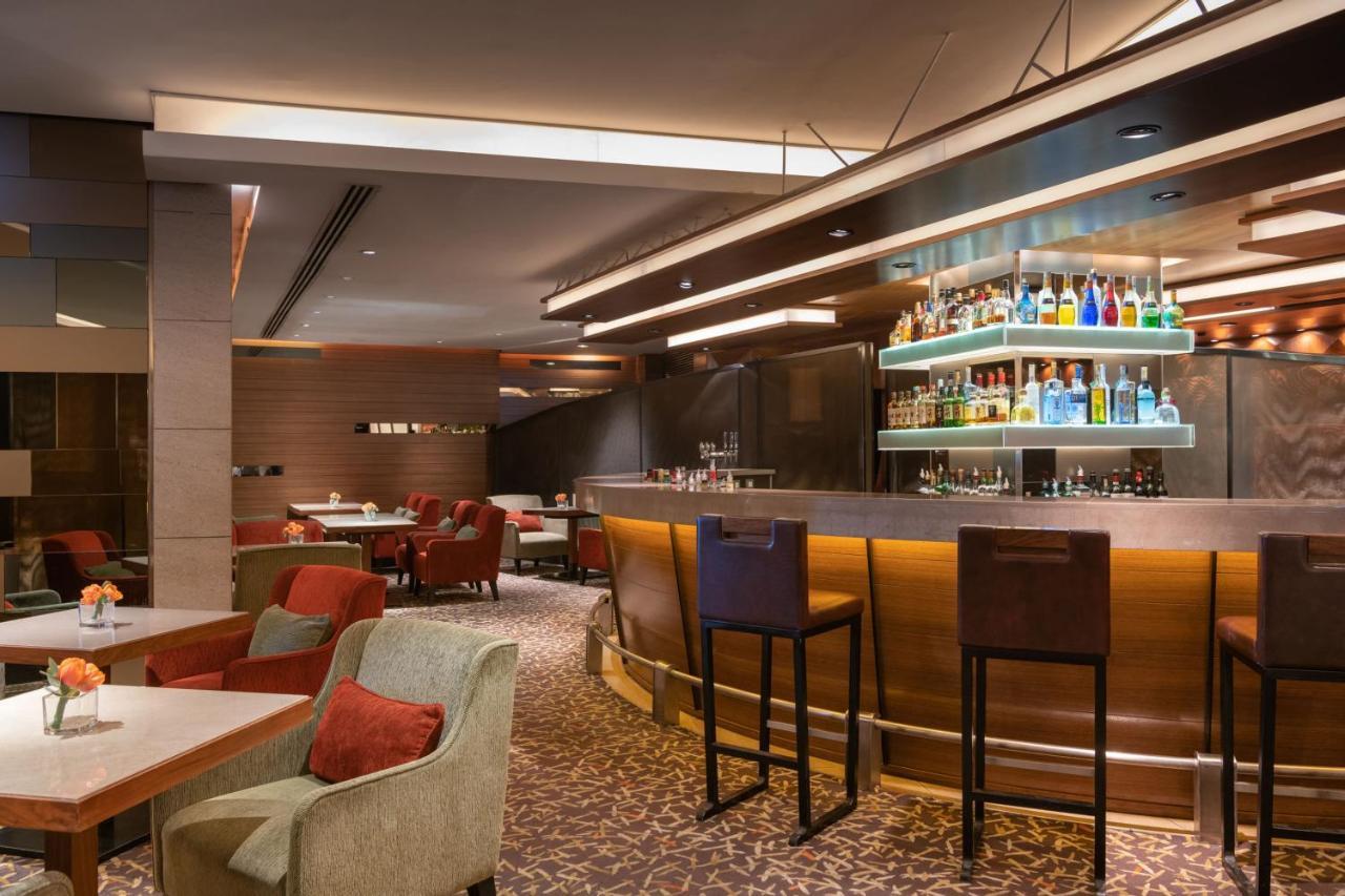 Marco Polo Hongkong Hotel Eksteriør bilde The bar at the lounge