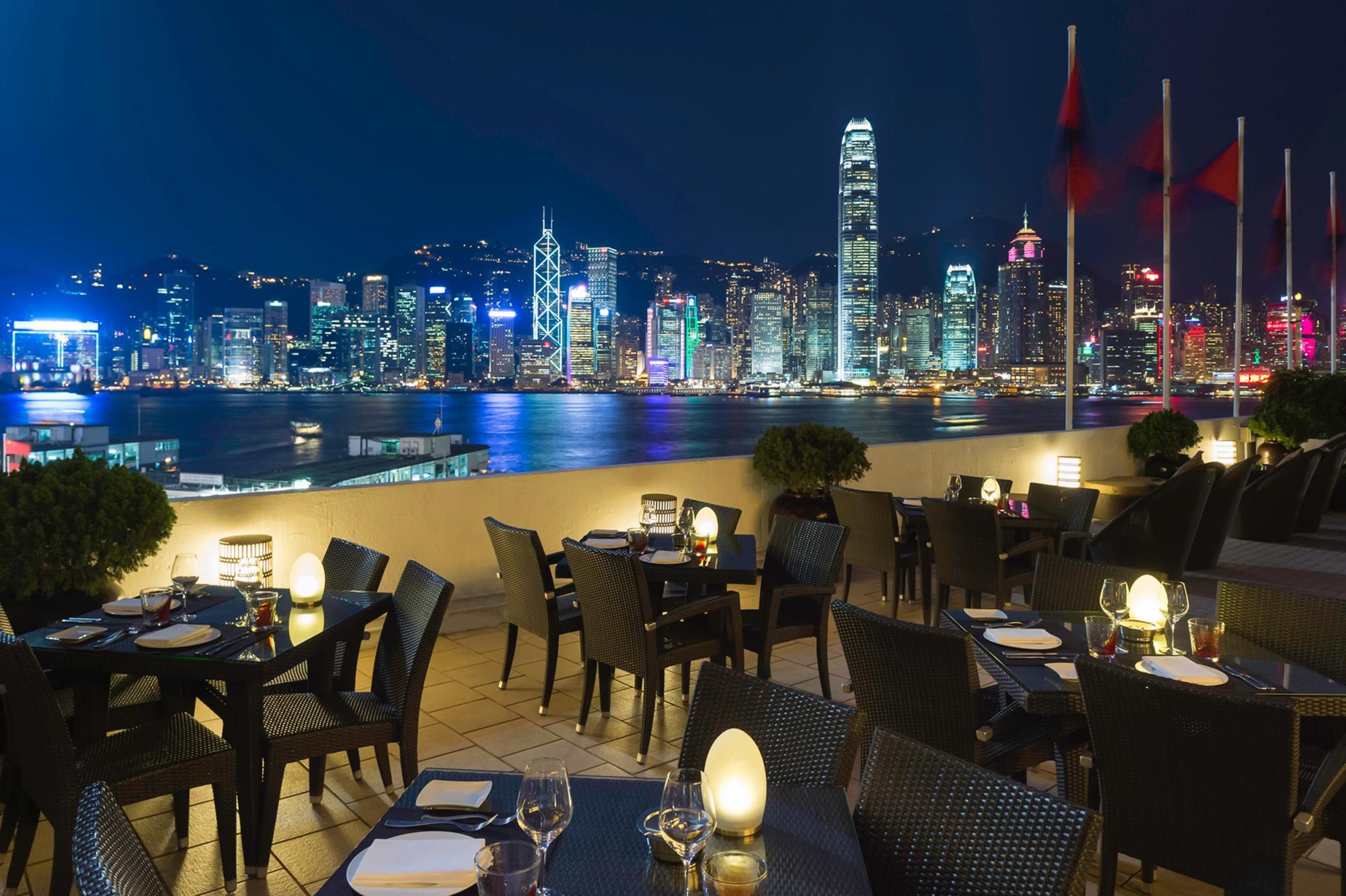 Marco Polo Hongkong Hotel Eksteriør bilde View from the rooftop bar