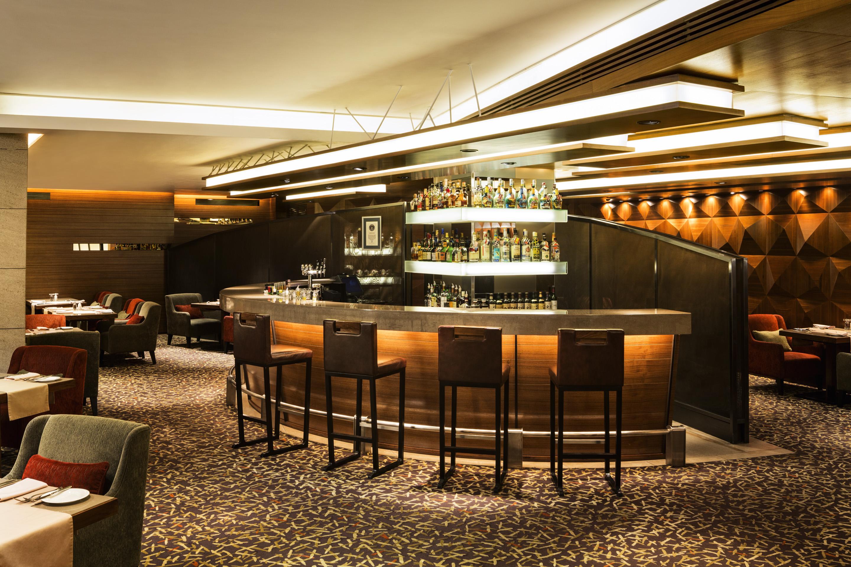 Marco Polo Hongkong Hotel Eksteriør bilde The bar at the lounge