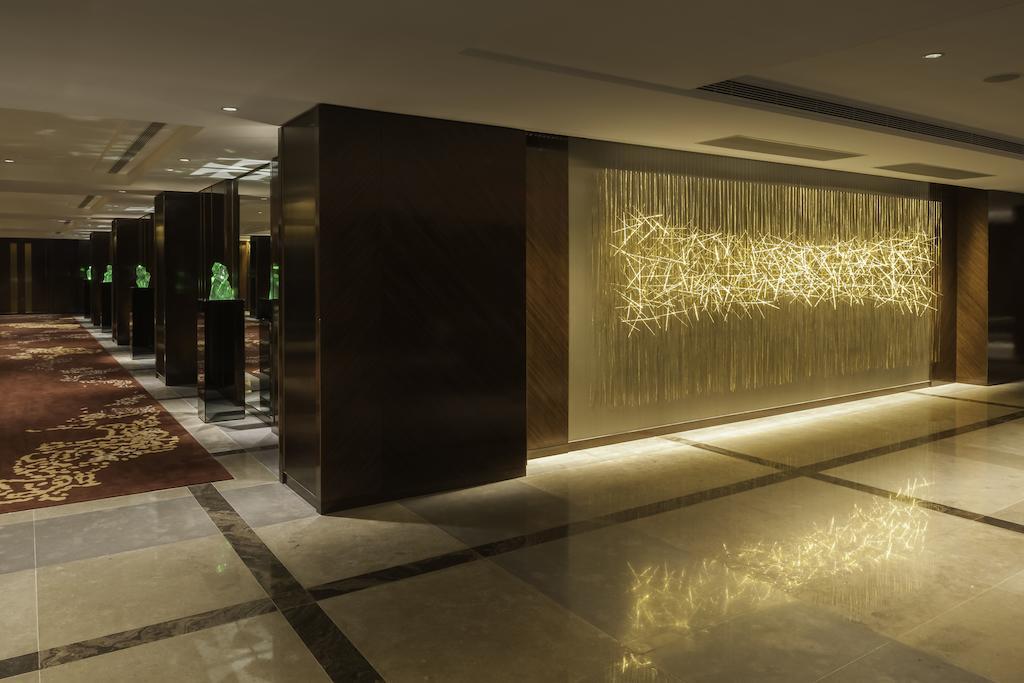 Marco Polo Hongkong Hotel Eksteriør bilde The interior of the hotel